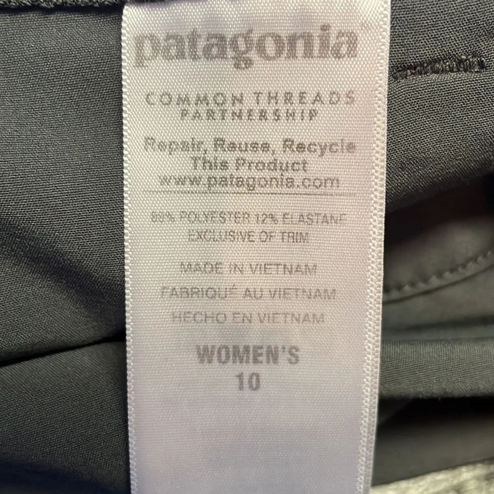 Patagonia Gray Cropped Athletic Hiking Pants Size 10.